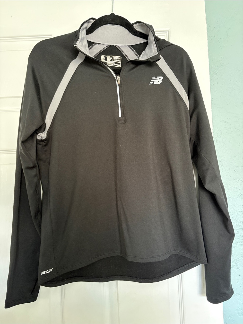 New Balance Black & Gray Men's Half-Zip Performance Jacket